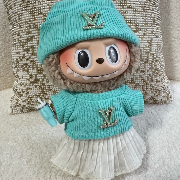 Labubu Outfit Set with Skirt and Tumbler - Picture 2 of 2